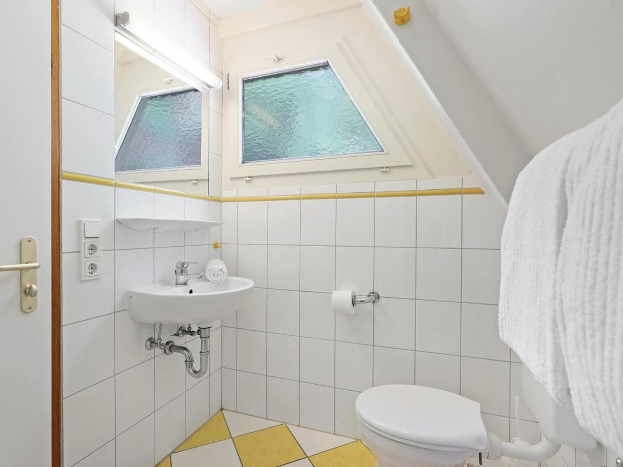 Вілла 4-Person Bungalow In The Holiday Park Landal Hochwald Kell am See Екстер'єр фото
