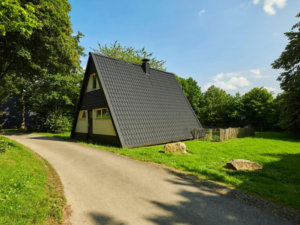 Вілла 4-Person Bungalow In The Holiday Park Landal Hochwald Kell am See Екстер'єр фото